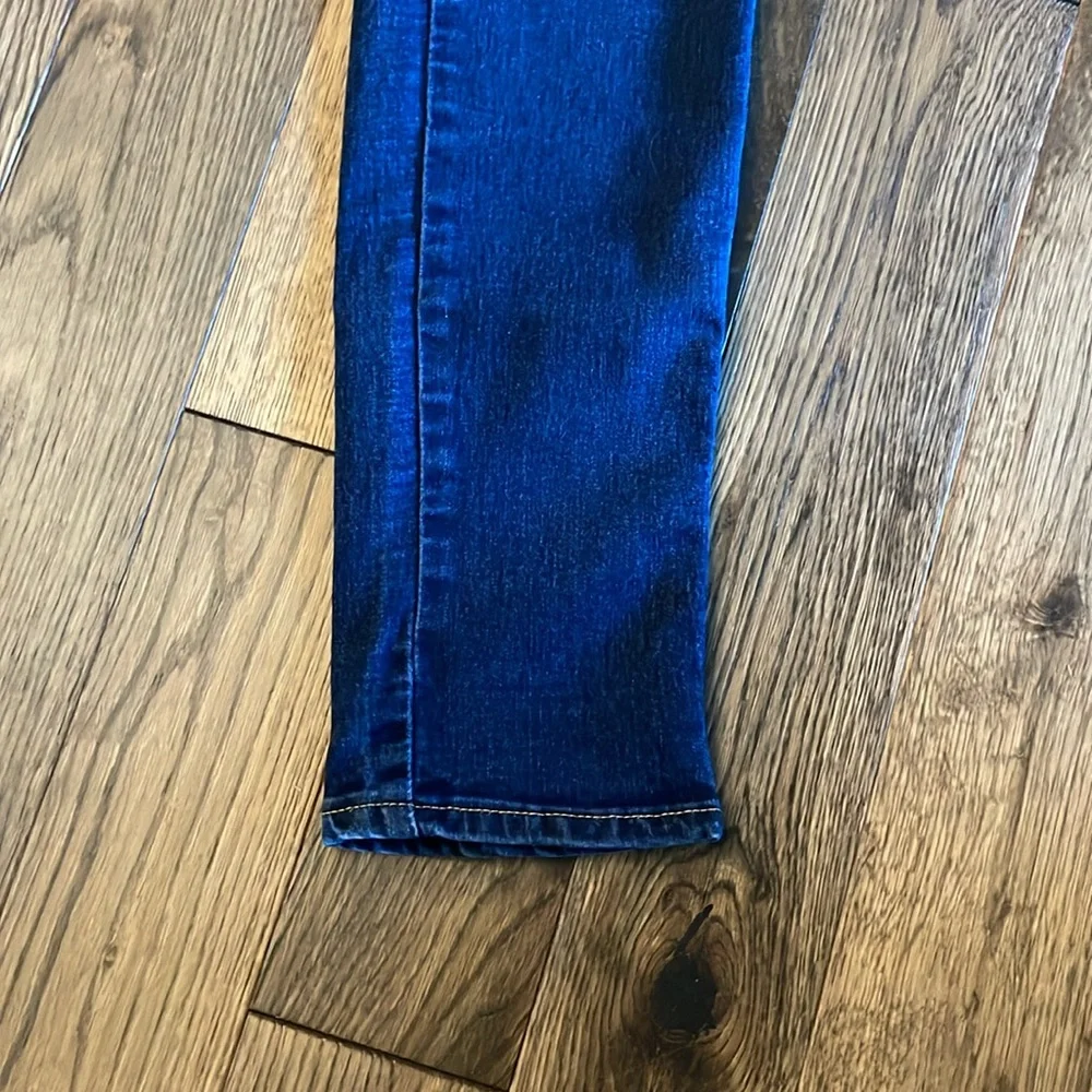 Levi's Women's Dark Blue 711 Skinny Jeans - Picture 14 of 16